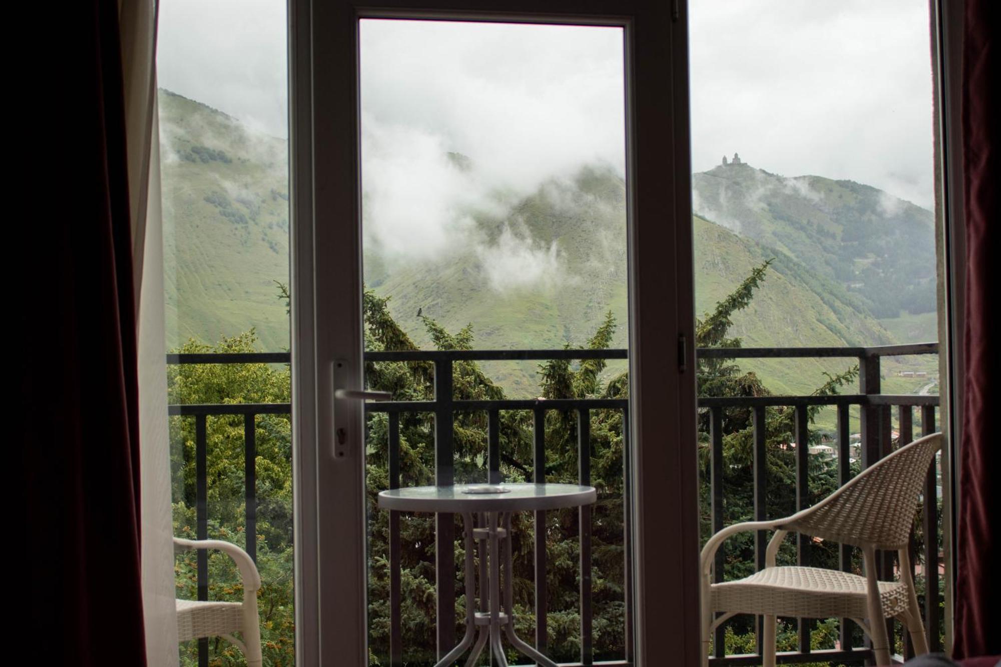 Planet Kazbegi Hotel Kültér fotó