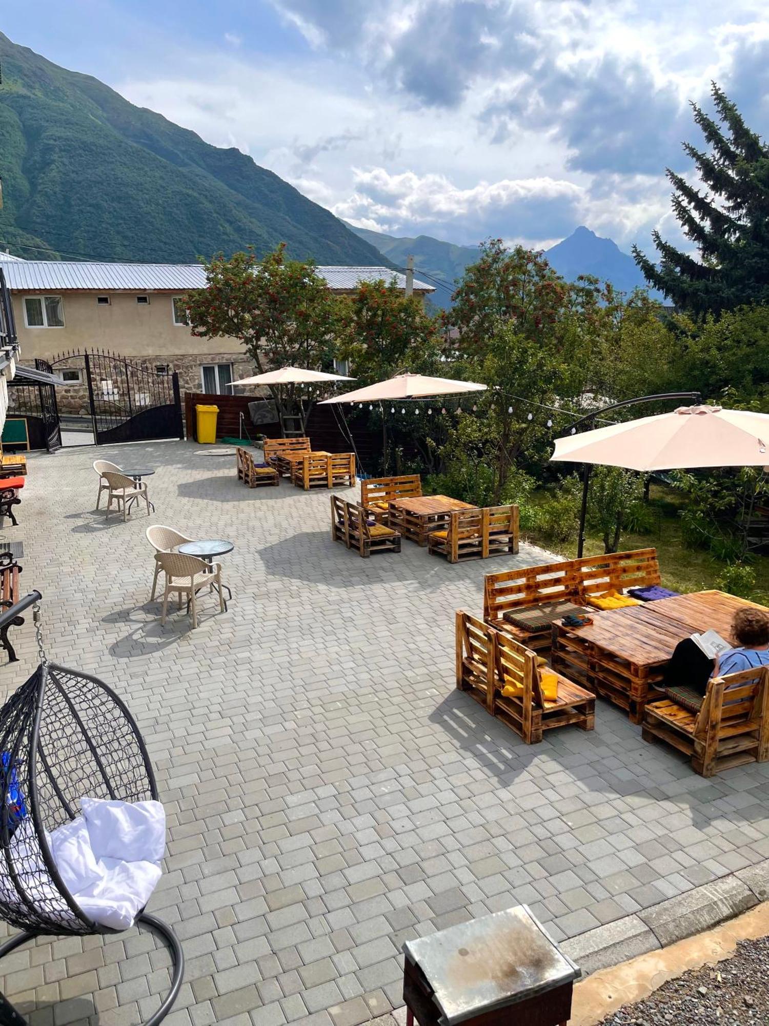 Planet Kazbegi Hotel Kültér fotó