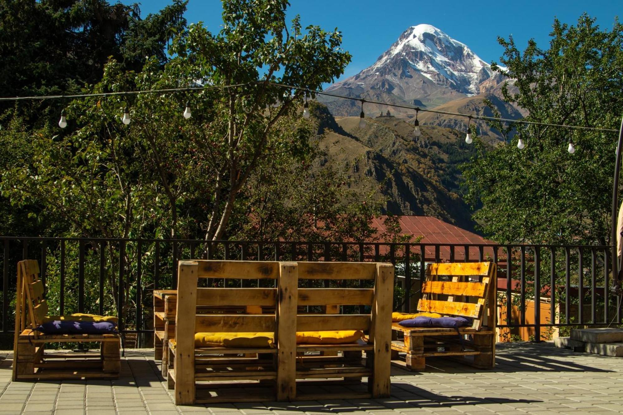 Planet Kazbegi Hotel Kültér fotó